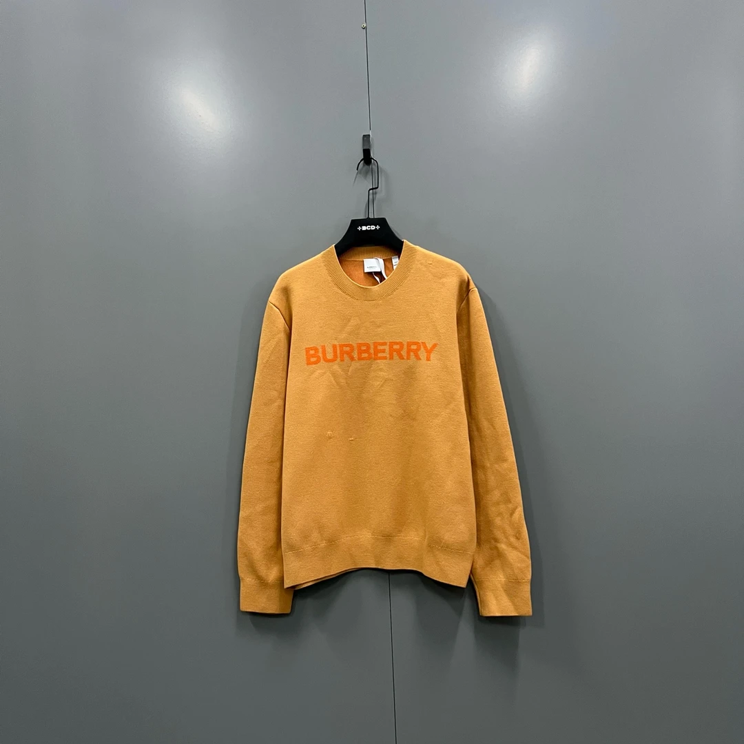 未使用 BURBERRY/博柏利 h915 橙色正面logo针织毛衣 M码 018513