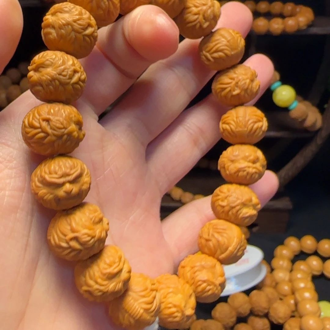 慌***。猴头核桃吊坠猴头