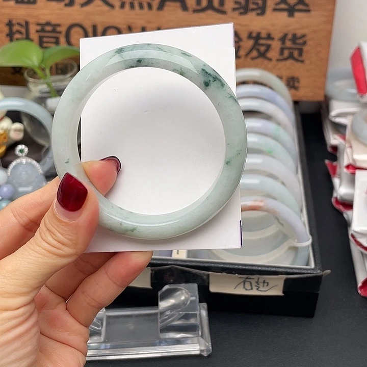 翡翠手镯未镶嵌57正圈