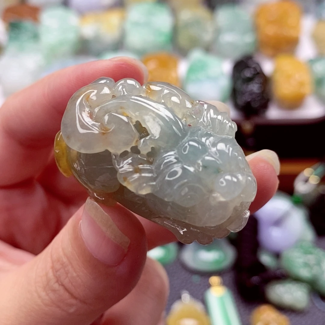 颈饰18K金镶嵌翡翠翡翠
