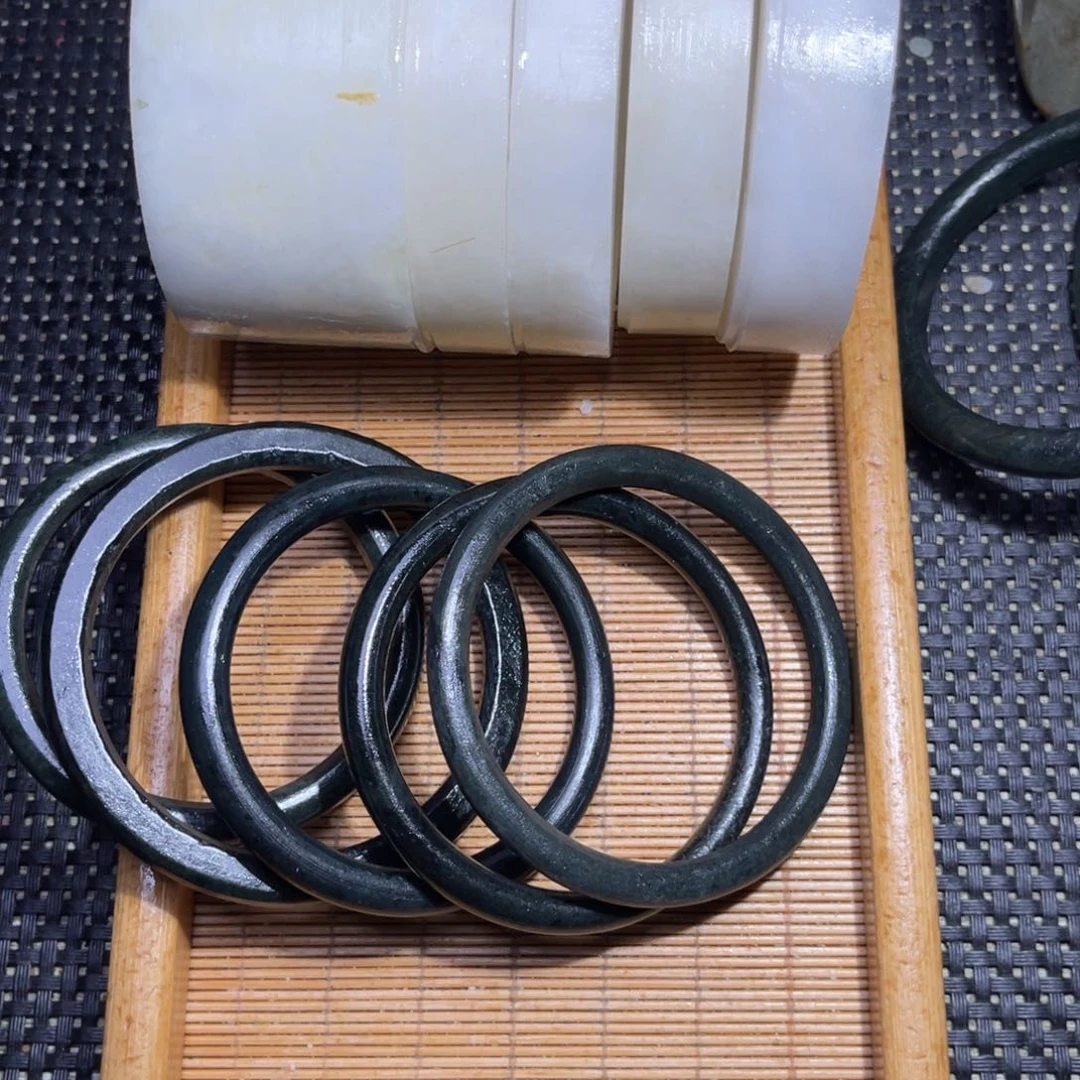 未镶嵌和田玉车挂哇*嘿