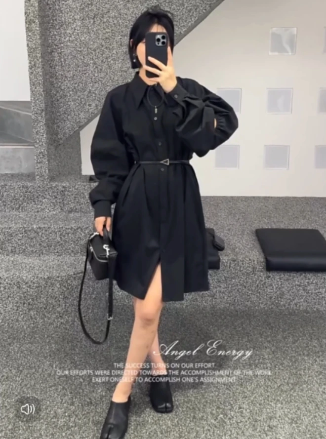 韩系Polo领衬衫连衣裙女秋季款2025新款镂空长袖休闲裙收腰中长裙