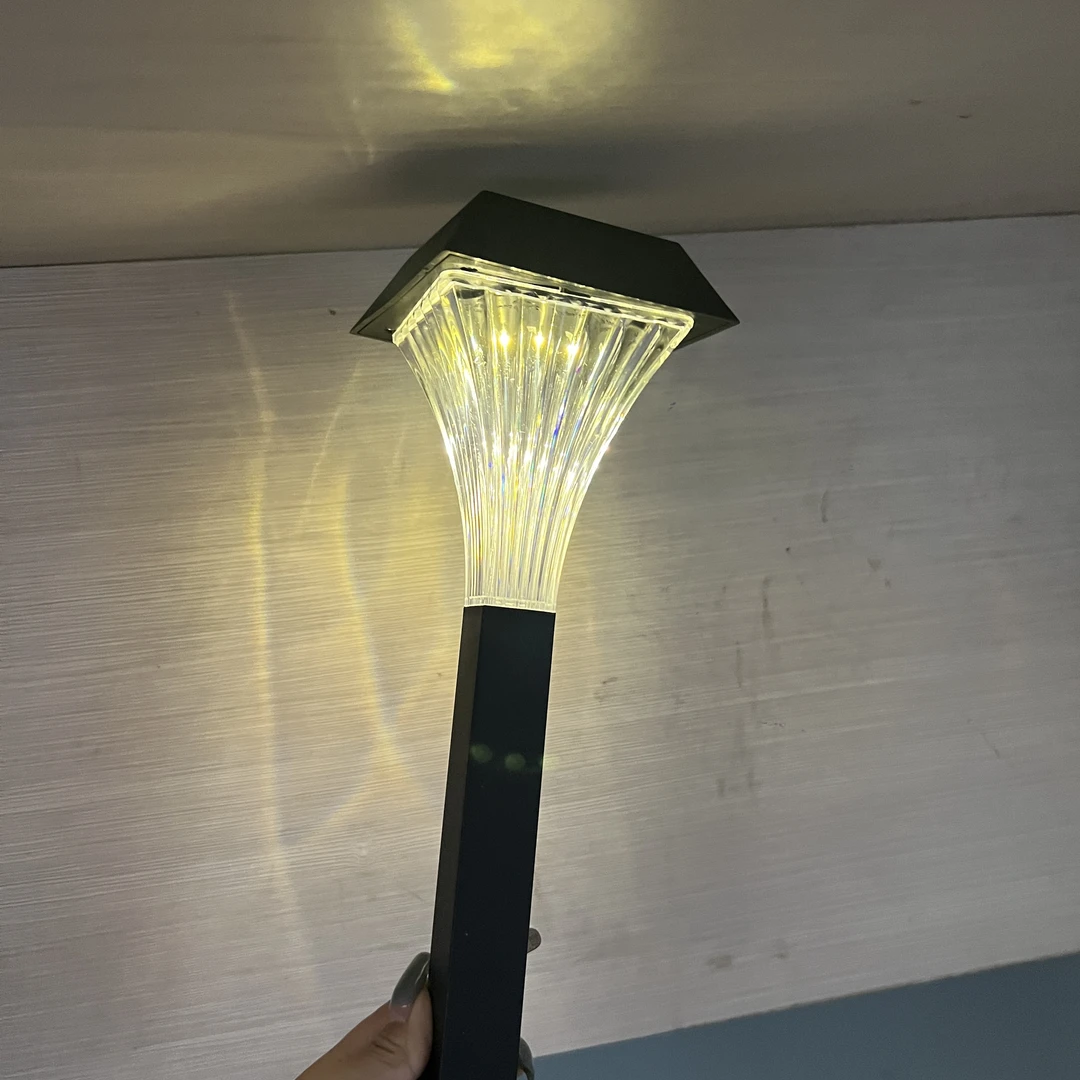 户外太阳能防水三色可调LED草坪灯适用于小区别墅庭院公园