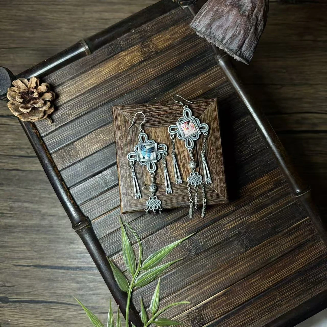 苗族刺绣/手工刺绣/非遗传承/手工艺/常欢喜耳环