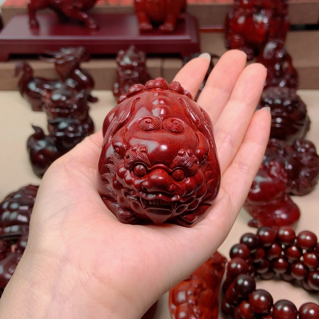 行***见檀香紫檀（小叶紫檀）