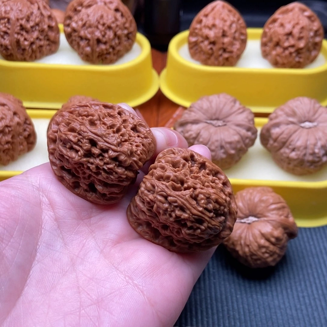 文玩核桃把件南疆