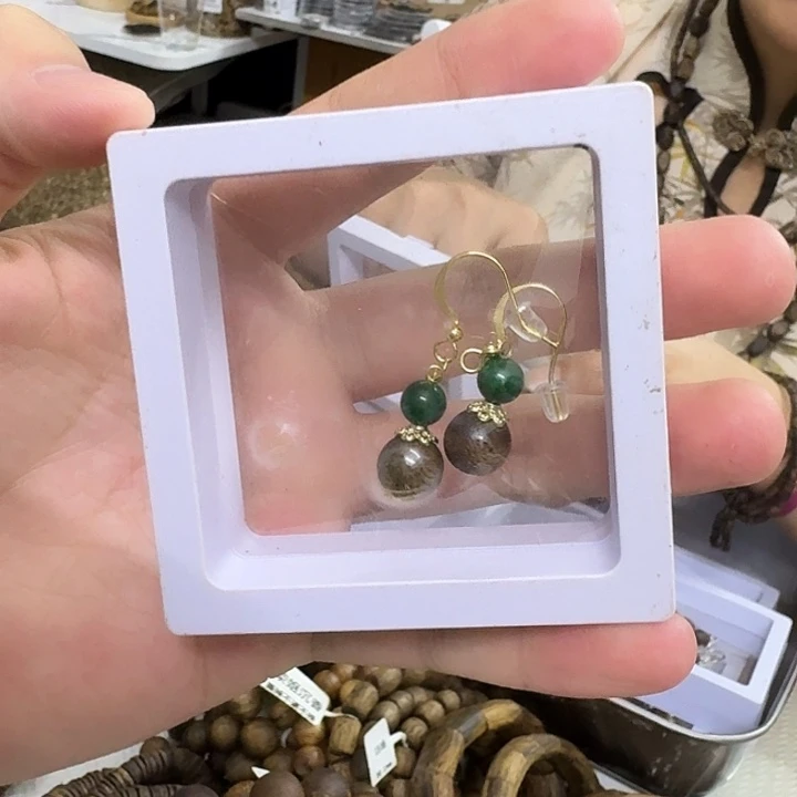 沉香碎屑沉香耳坠一对发货