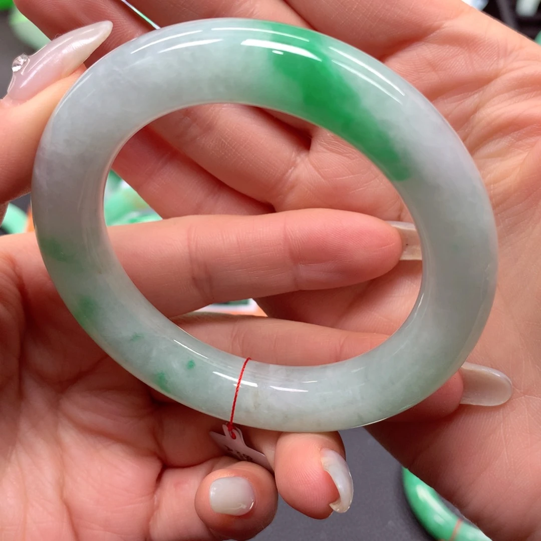 未镶嵌手镯翡翠翡翠