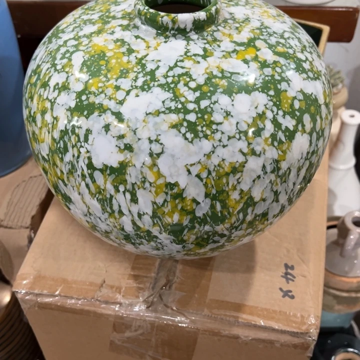 陶瓷花瓶摆件外贸出口（微瑕）