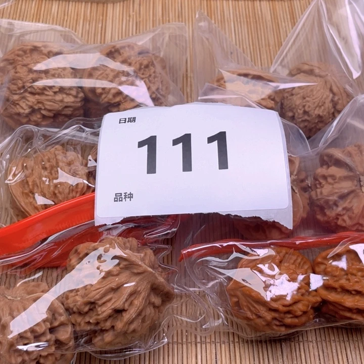 文玩核桃把件111号6对