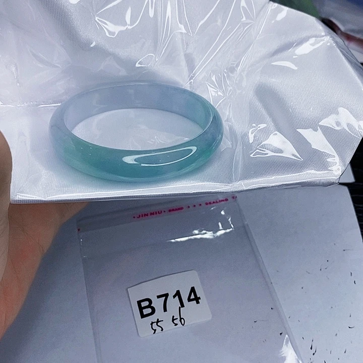 翡翠未镶嵌手镯一图一物实物为准