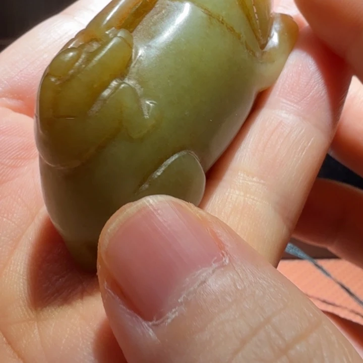 傻***瓜颈饰未镶嵌和田玉（糖玉）