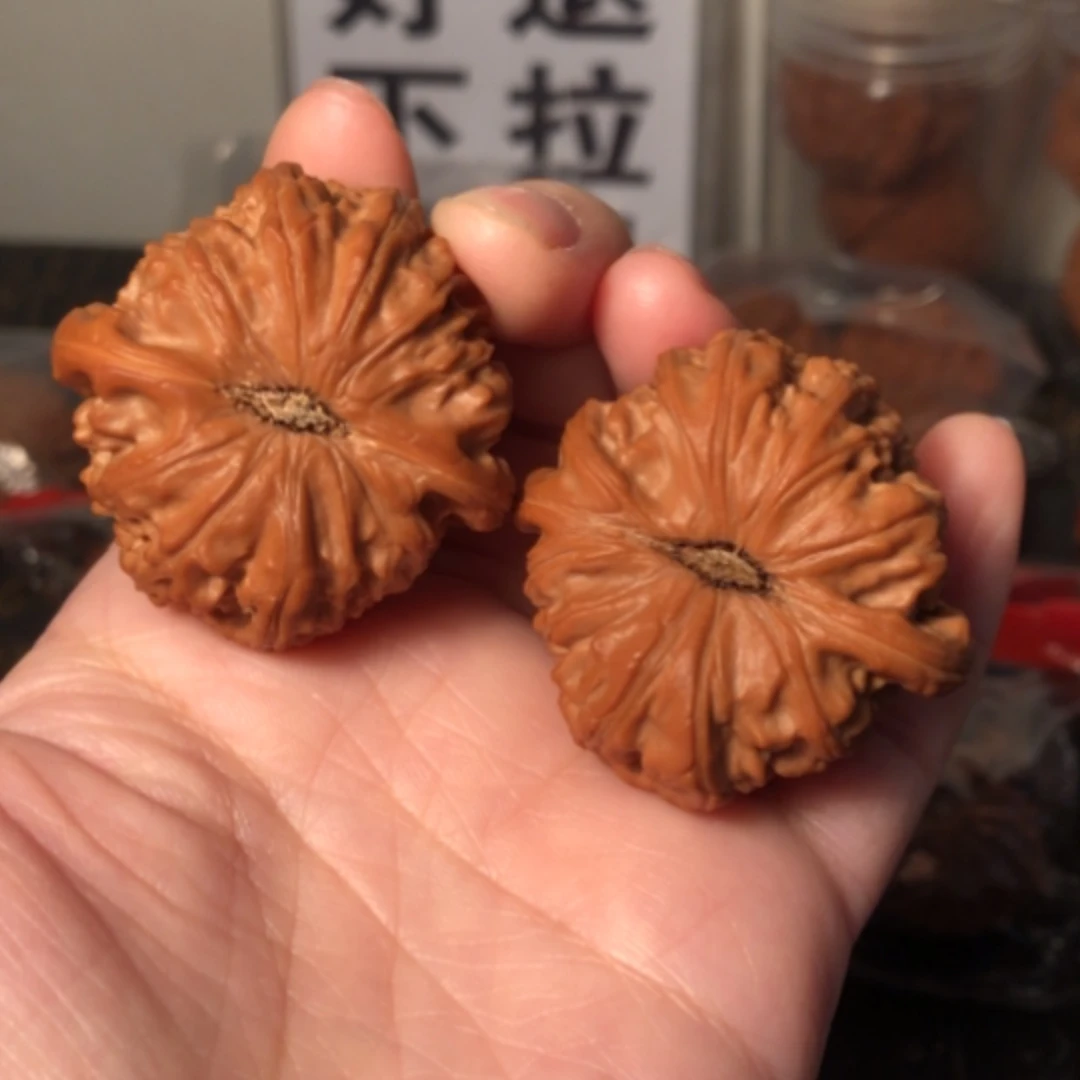 【闪购商品】文玩核桃把件白狮子41