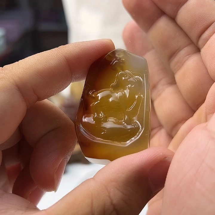 玛瑙/玉髓颈饰未镶嵌