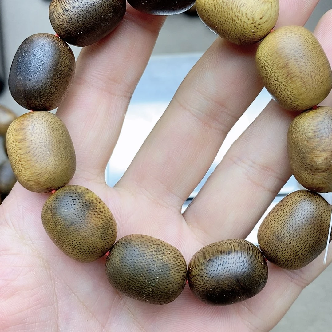 沉香碎屑沉香越南芽庄野生沉水白奇楠1.6规格67号