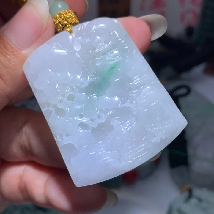 翡翠未镶嵌颈饰保真天然A货翡翠