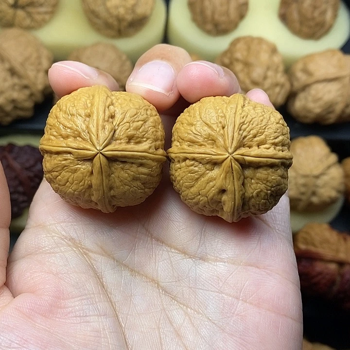 吊坠桃核田字格34尺