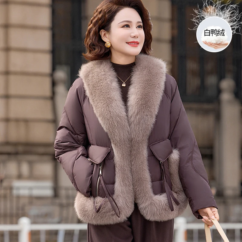 妈妈冬装时尚防寒羽绒服2025新款中老年女装高端洋气保暖皮草外套