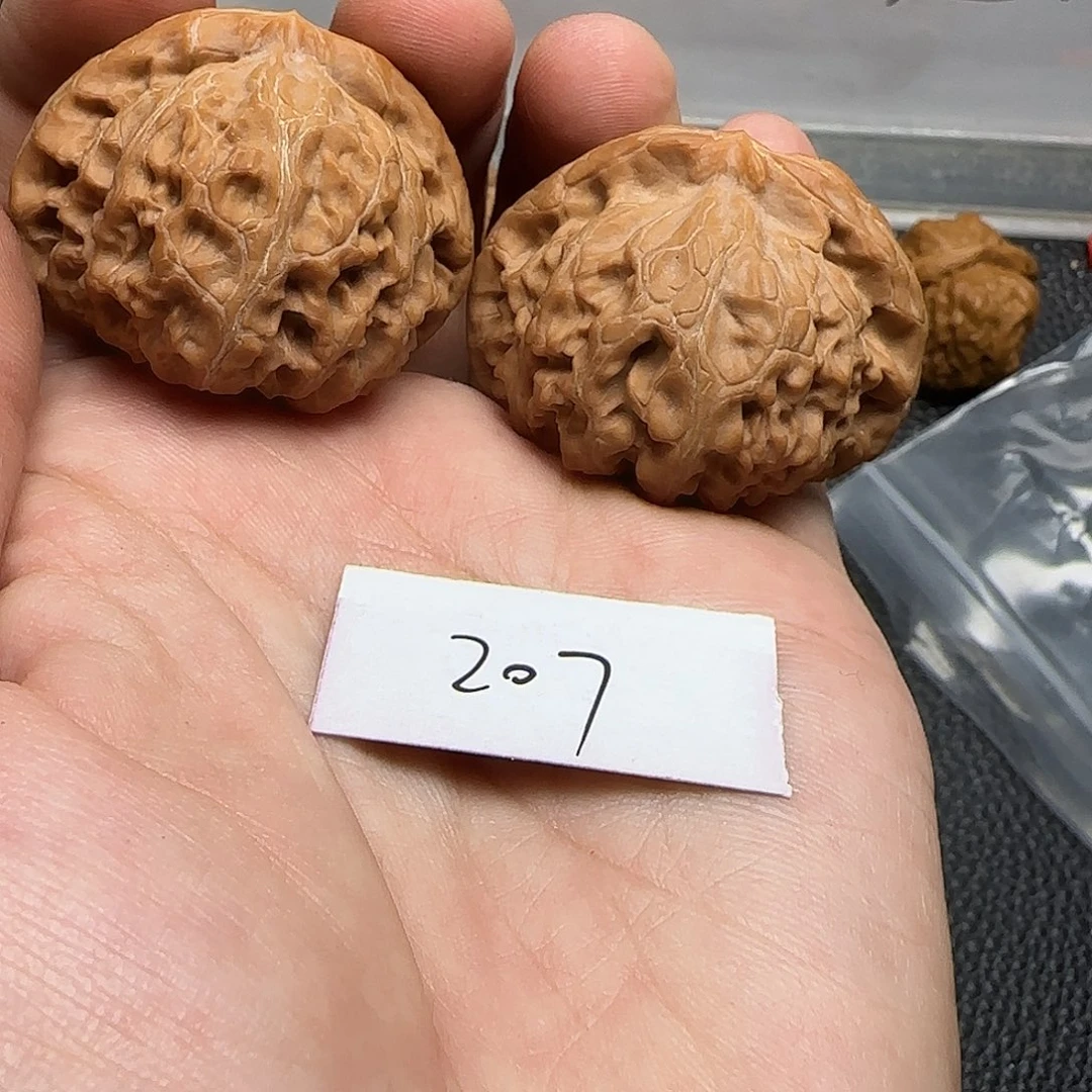 行***者吊坠文玩核桃207宫灯44尺