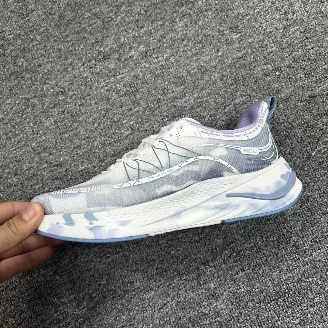 秋季新款户外运动百搭休闲鞋 F685