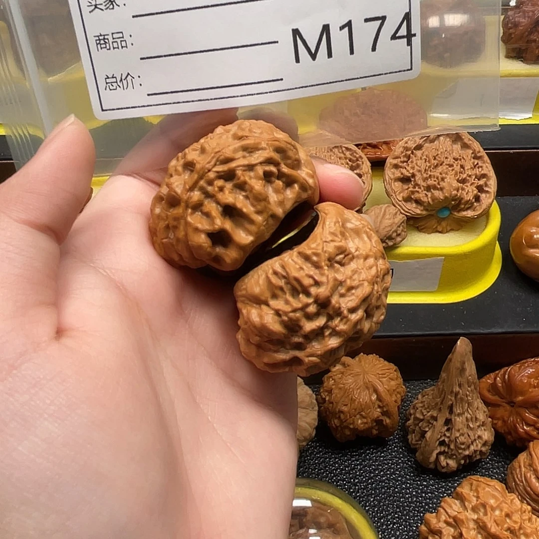 文玩核桃吊坠1235489966