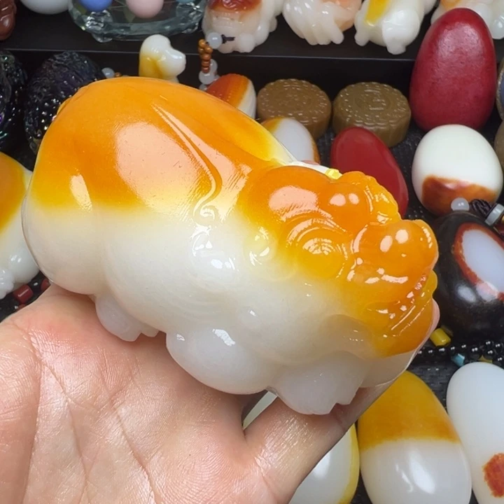 新疆戈壁五彩石金丝