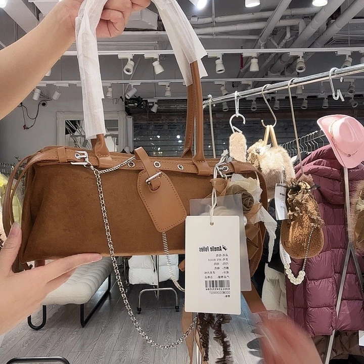 Gggnnhbbbhuhhhhjjhhh