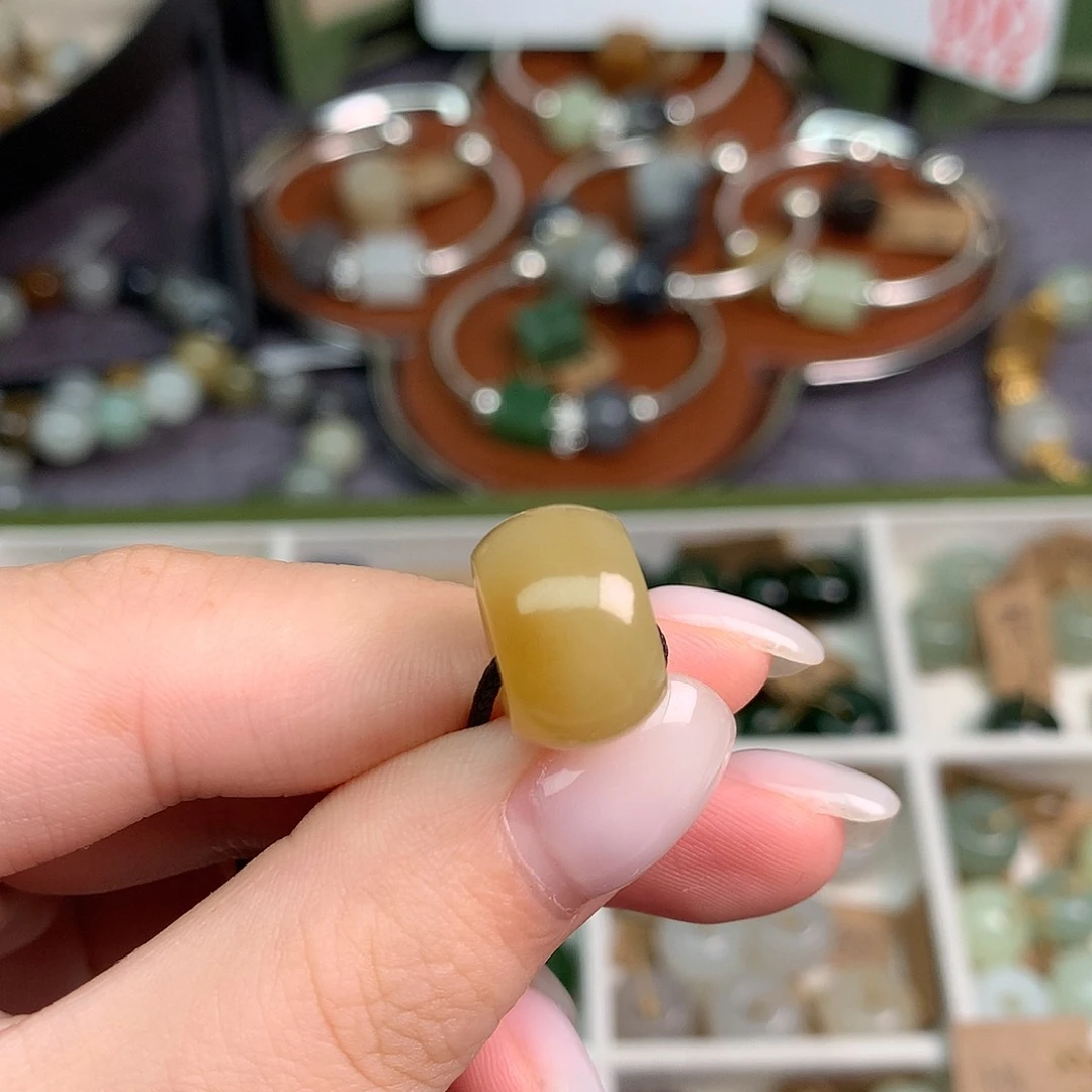 手链未镶嵌和田玉
