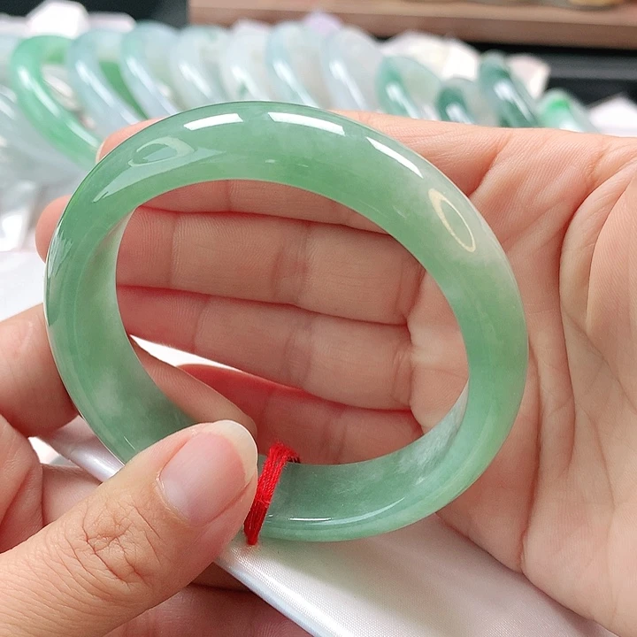 未镶嵌手镯翡翠58轮胎