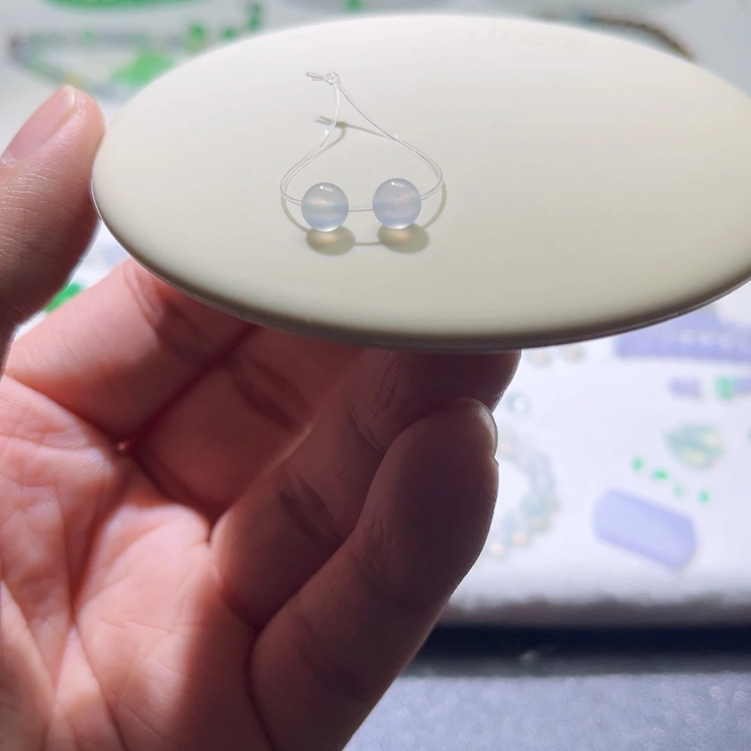 散珠翡翠裸石2颗5.5mm