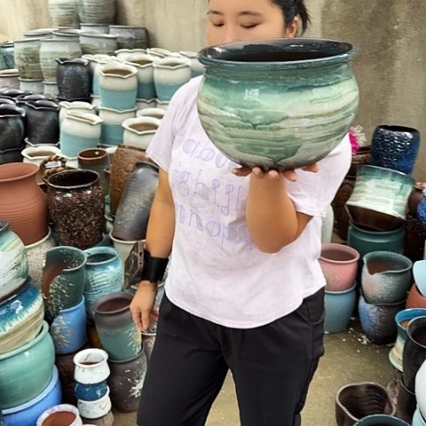 口25高18一个盆子。