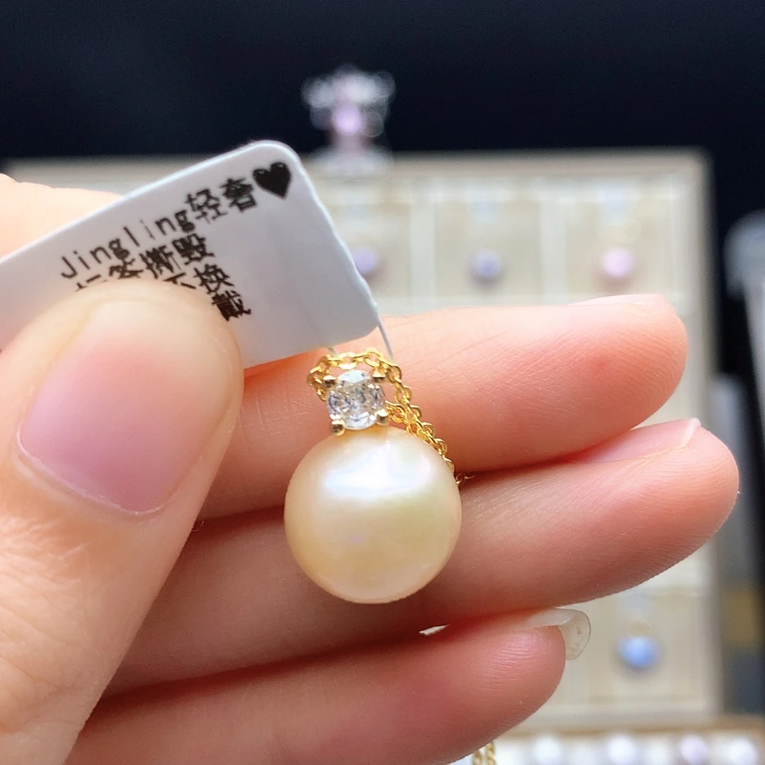 淡水珍珠合金颈饰