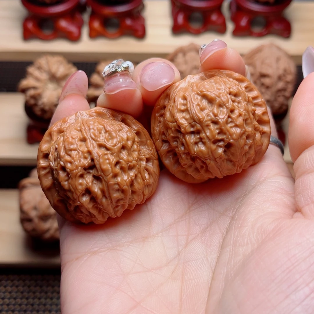 把件文玩核桃血麒麟