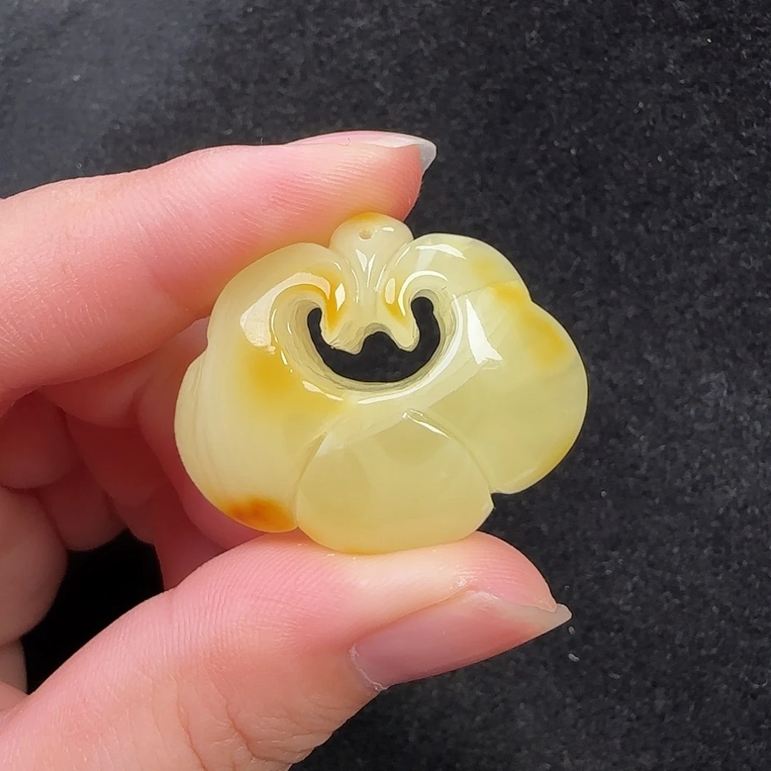 蜜蜡未镶嵌珠宝奇石4