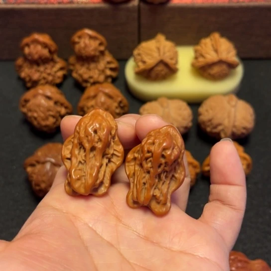 吊坠文玩核桃小鸟