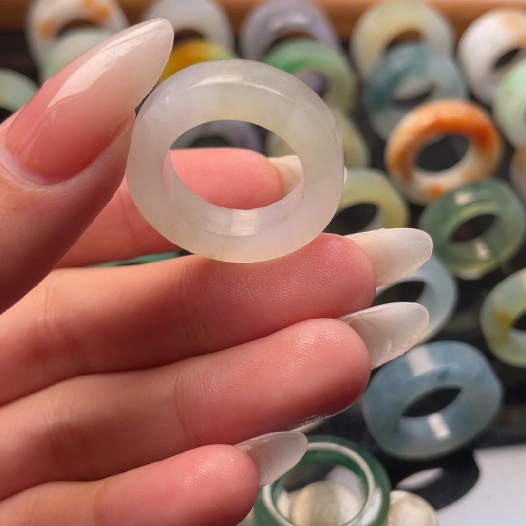 未镶嵌定制翡翠冰糖雪梨