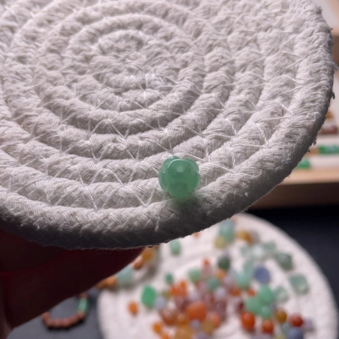 未镶嵌手链翡翠绿莲花珠