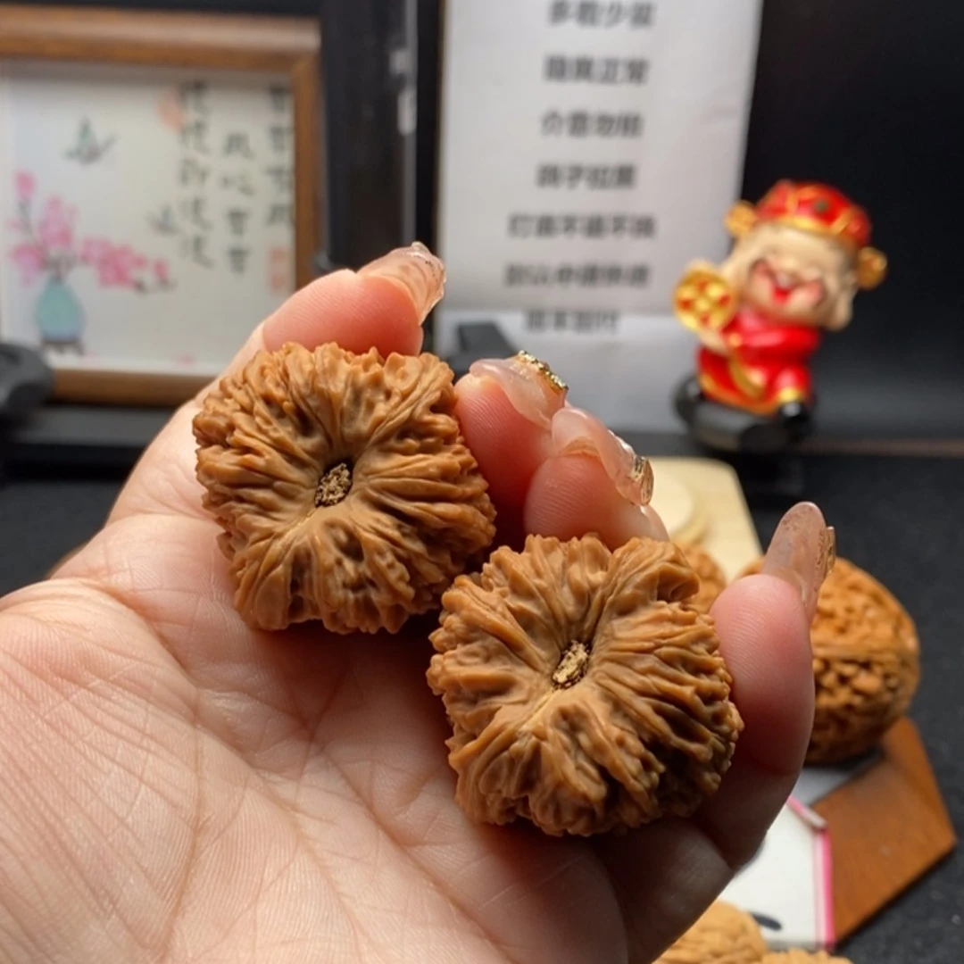 【闪购商品】我****炸南疆石 天残拉丝酒杯底4号