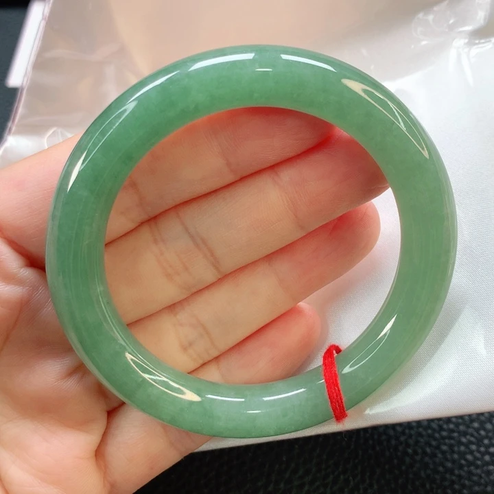 翡翠手镯未镶嵌54.5圆