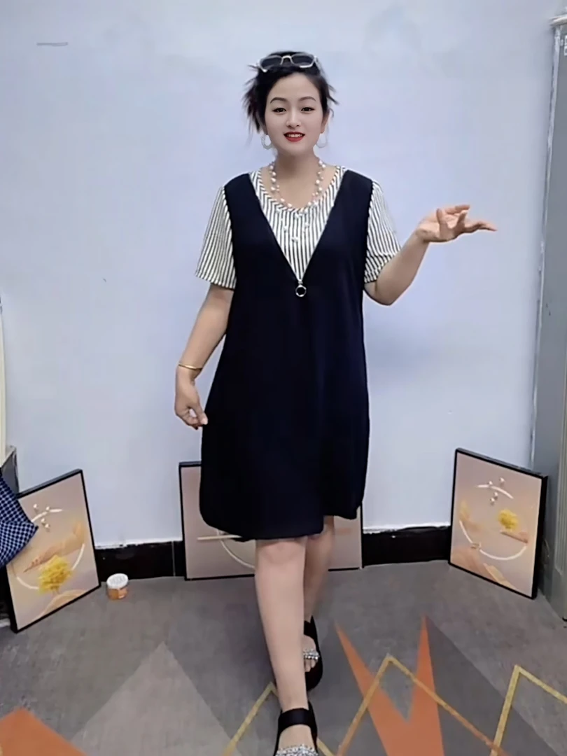 夏季新款拼接条条袖A字连衣裙宽松减龄洋气千金风