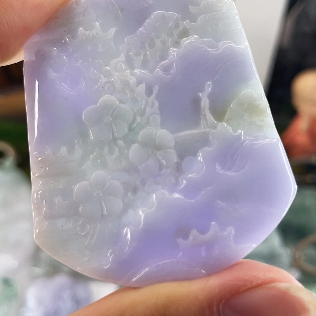翡翠未镶嵌颈饰山水牌