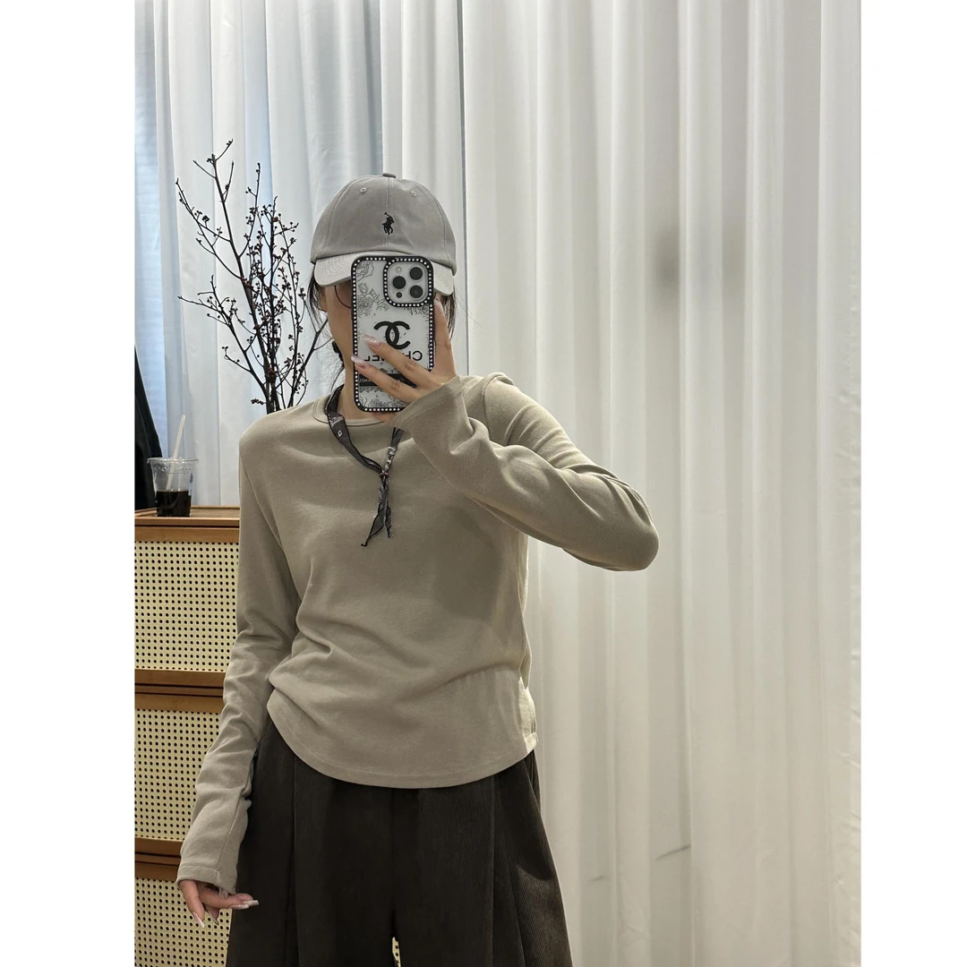 千金风秋冬修身型常规款时尚修身纯色慕斯打底衫常规T恤ins