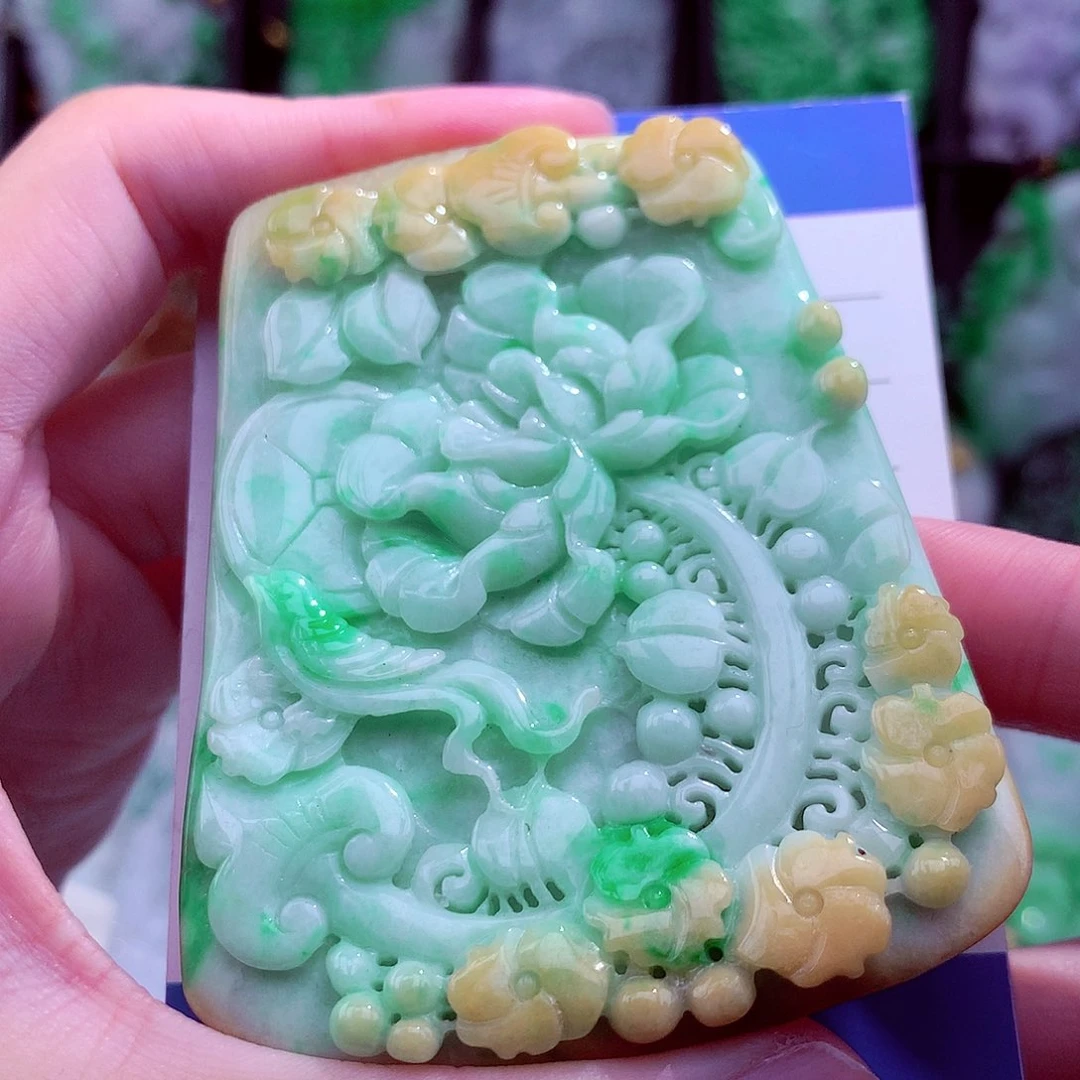 翡翠未镶嵌颈饰天然