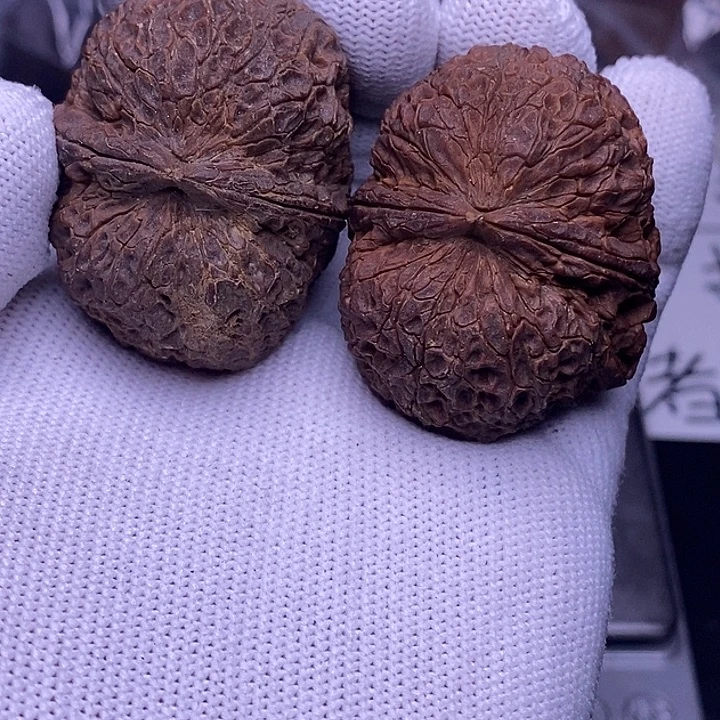 文玩核桃吊坠    75号