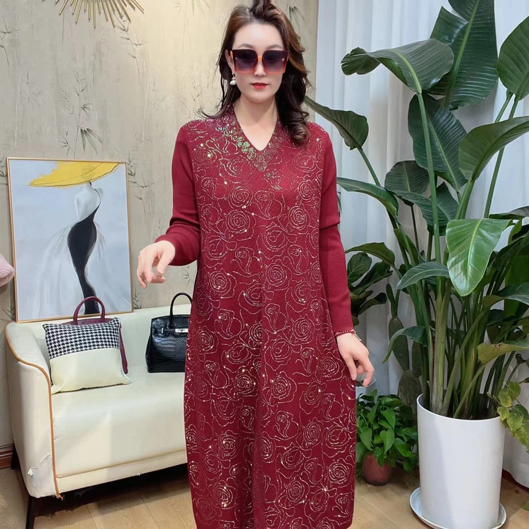 馨雅严选 2025玫瑰花高档洋气时尚显瘦百搭连衣裙7876款