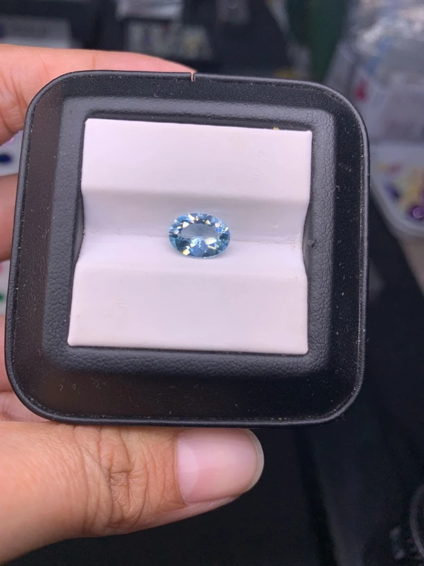 天然海蓝宝 裸石1.37克拉