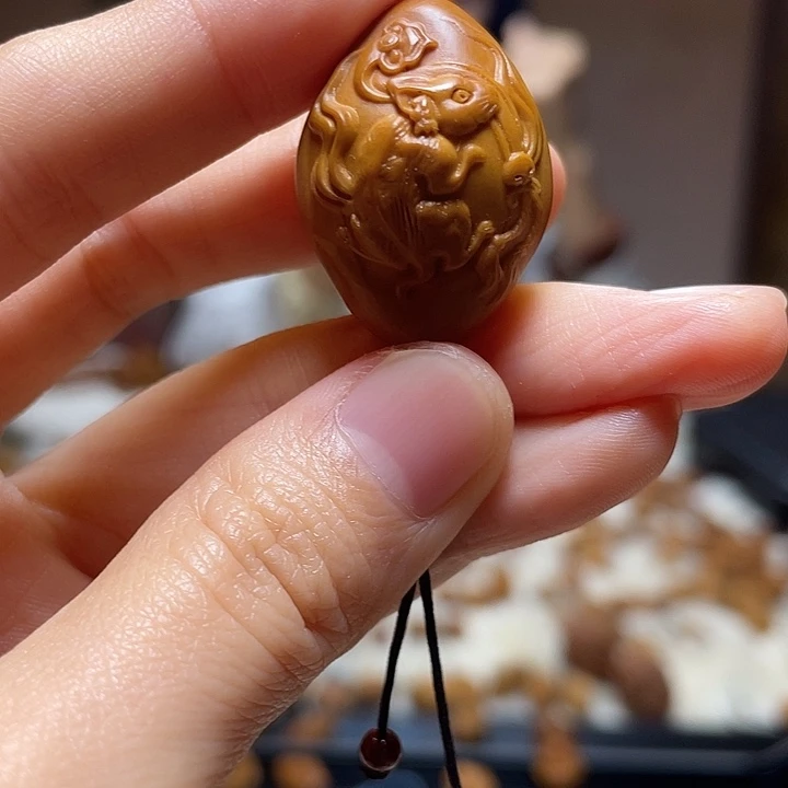 橄榄核手串/手链鼠