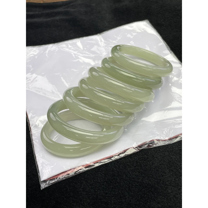 【小耿珠宝】和田玉晴水手镯1（多样性发其一）