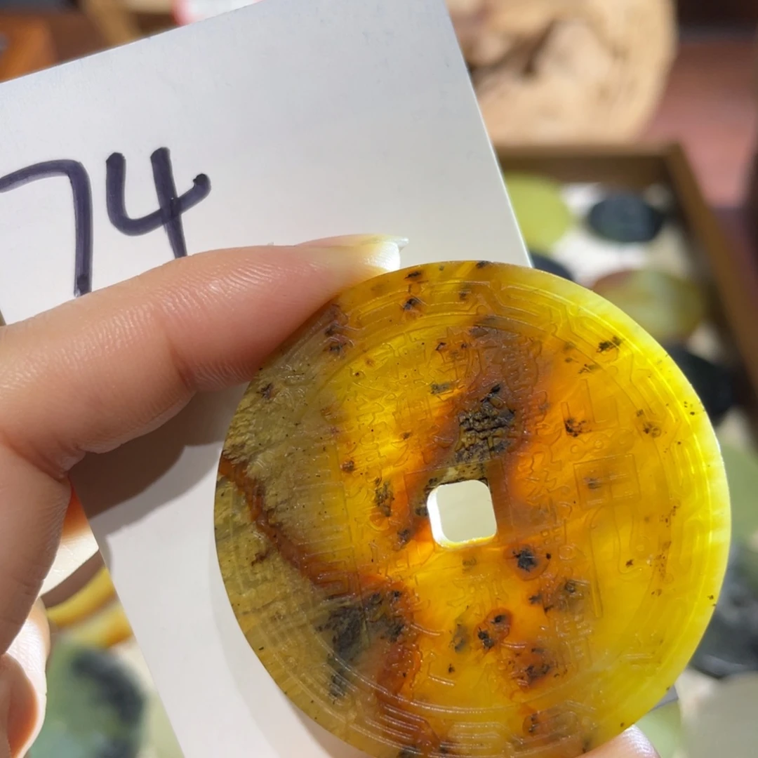 岫玉未镶嵌颈饰颈饰