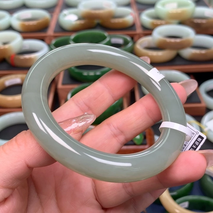 和田玉（碧玉）手镯未镶嵌6061圈口